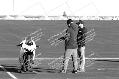 media/Mar-21-2022-Moto Forza (Mon) [[4127b7cc51]]/Around the Pits/